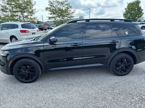 Used 2022 Kia Sorento S AWD/4WD image 25