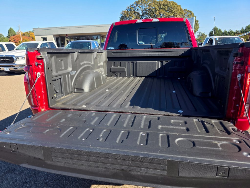 Used 2024 Ford F150 Lariat w/ FX4 Off-Road Package AWD/4WD image 31