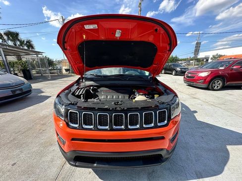 Used 2020 Jeep Compass Sport w/ Tech Group FWD image 12