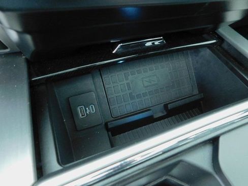 Used 2022 Ford F250 Platinum image 34