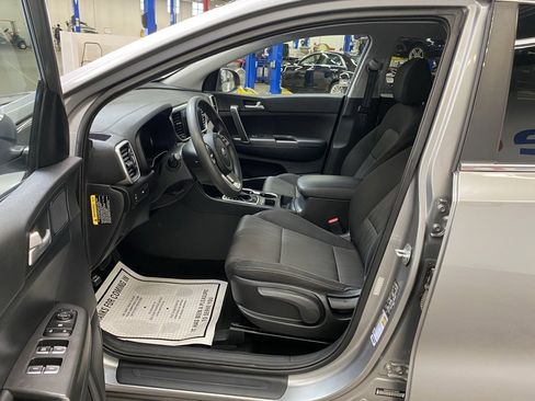 Used 2021 Kia Sportage LX image 24