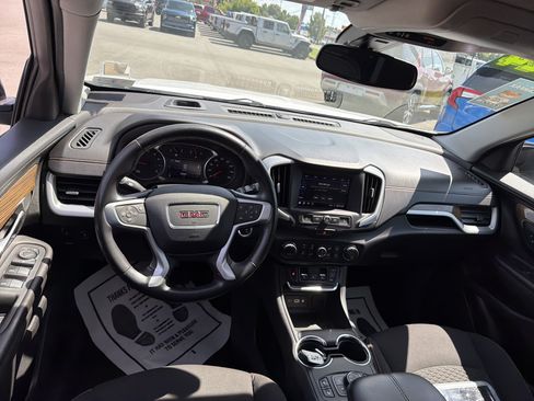 Used 2021 GMC Terrain SLE w/ Driver Convenience Package AWD/4WD image 13