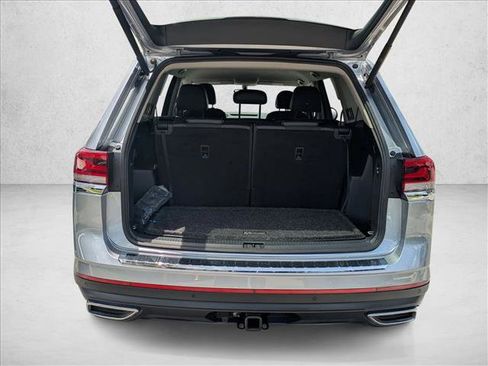 Used 2022 Volkswagen Atlas SE FWD image 6