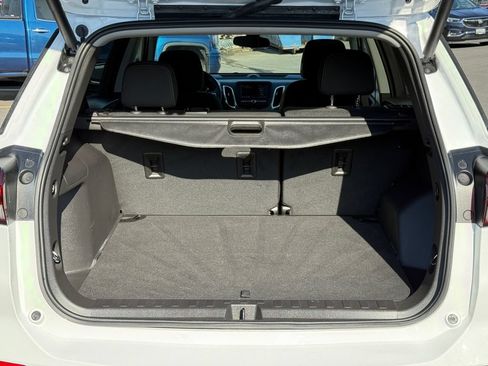 Used 2024 Chevrolet Equinox LT w/ LPO, Cargo Package FWD image 22