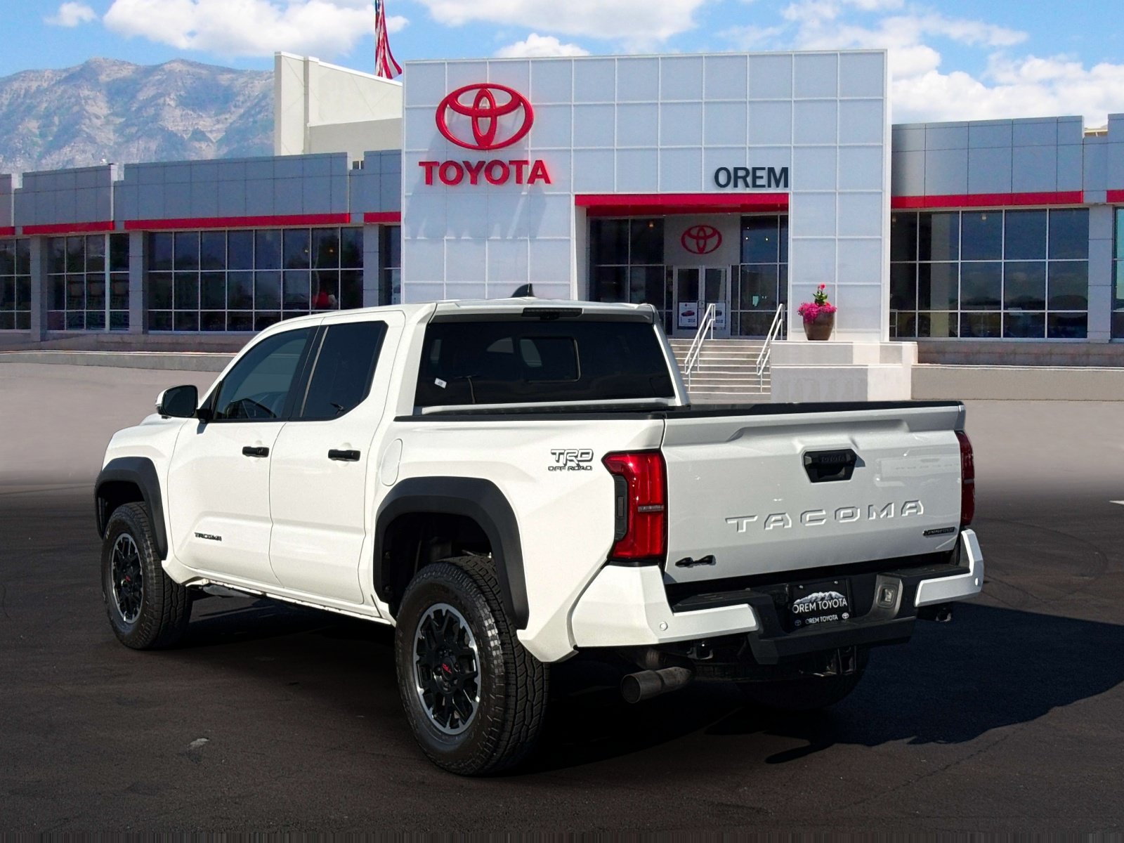 Used 2026 Toyota Tacoma TRD Off-Road w/ TRD Off Road Premium Package AWD/4WD image 6
