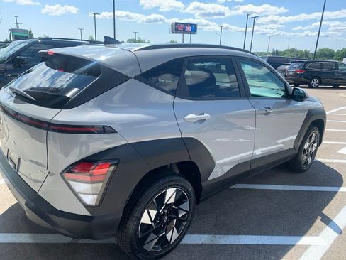 Certified 2024 Hyundai Kona SEL AWD/4WD image 6
