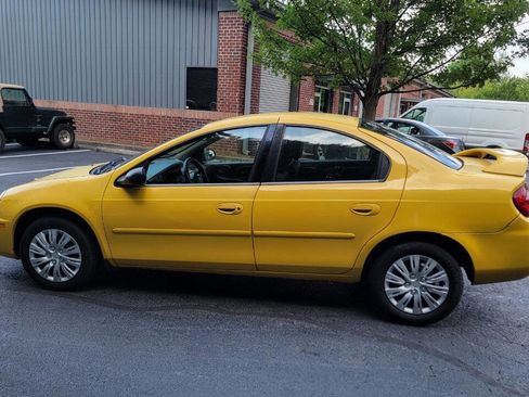 Used 2004 Dodge Neon SXT w/ Sport Appearance Group FWD image 4