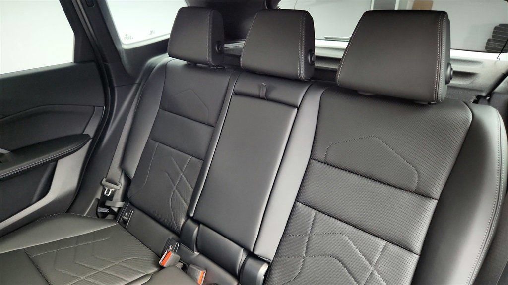 Used 2026 BMW X1 xDrive28i AWD/4WD image 42