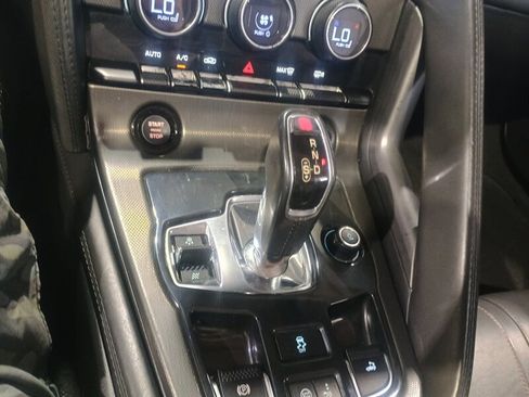 Used 2015 Jaguar F-TYPE Convertible RWD image 23