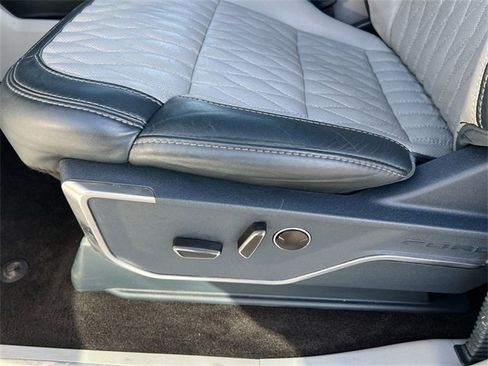 Used 2023 Ford F150 Limited image 14