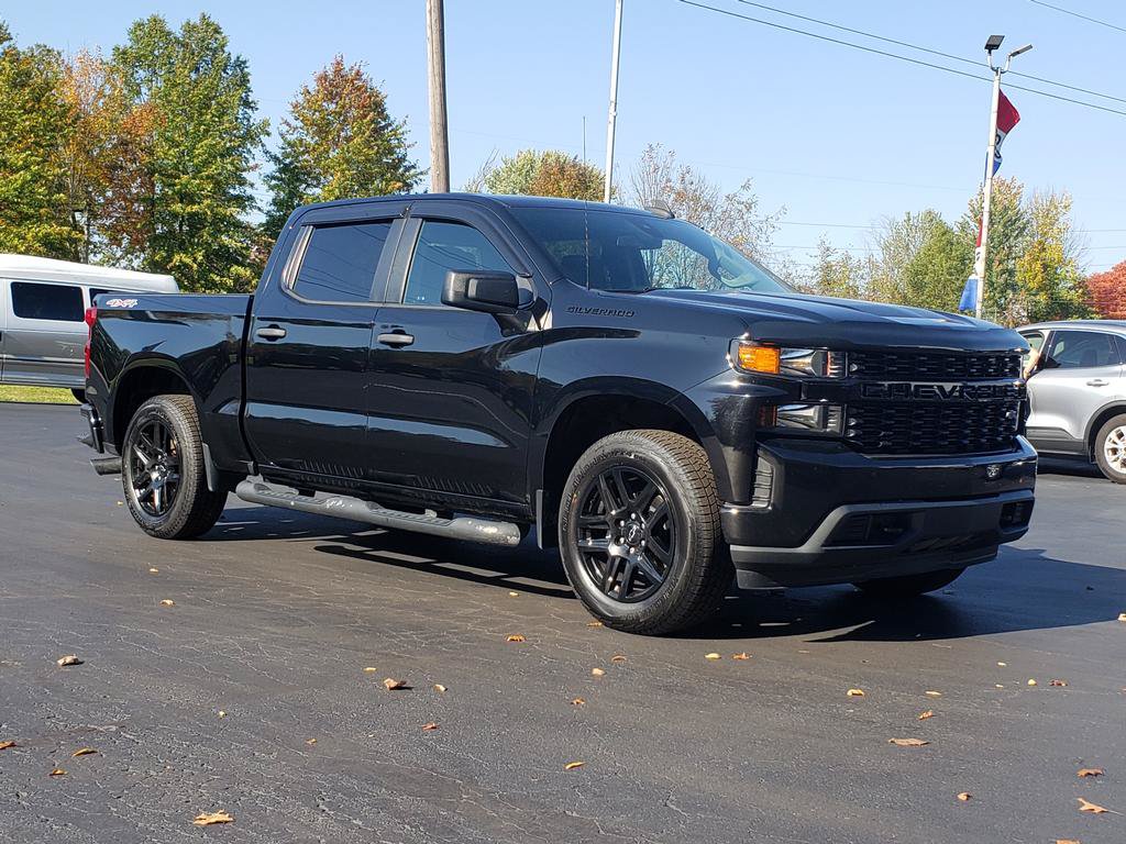 Used 2021 Chevrolet Silverado 1500 Custom w/ Rally Edition AWD/4WD image 3