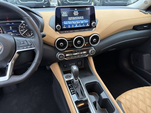 Used 2024 Nissan Sentra SV w/ SV Premium Package image 28