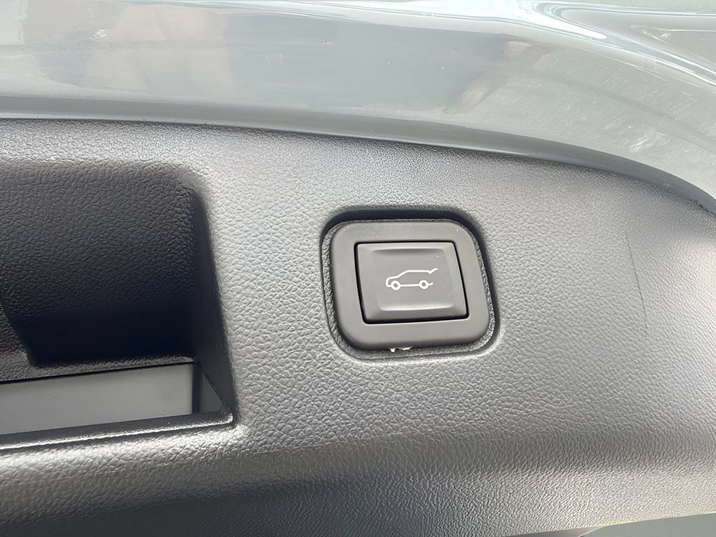 Used 2025 Honda Prologue Touring image 25