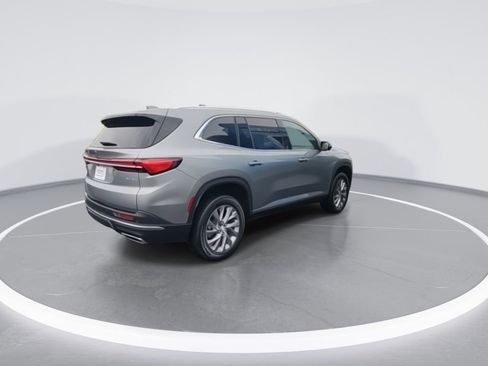 Used 2025 Buick Enclave Preferred image 8