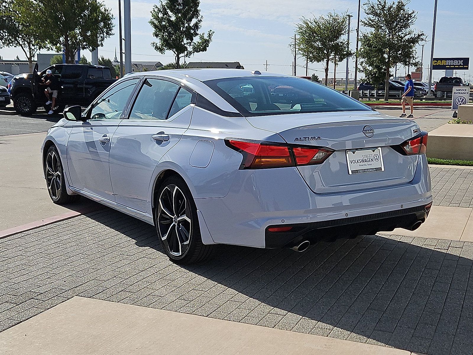Used 2024 Nissan Altima 2.5 SR FWD image 6