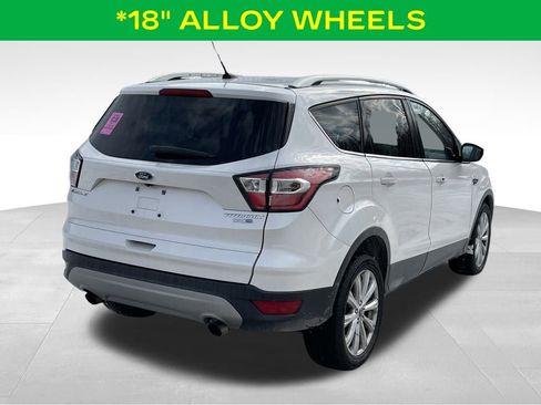 Used 2017 Ford Escape Titanium image 9