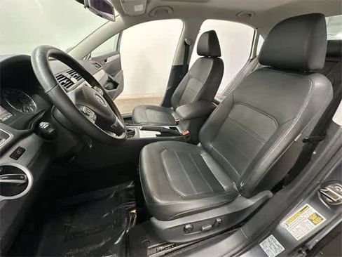 Used 2012 Volkswagen Passat 2.5 SE image 14