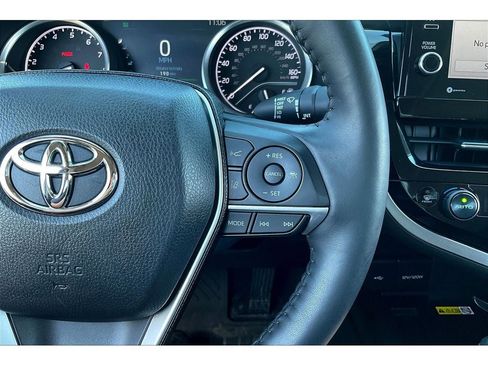 Used 2023 Toyota Camry XLE image 20