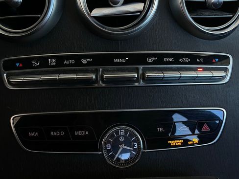 Used 2020 Mercedes-Benz C 300 Sedan image 27