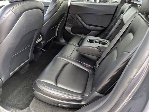 Used 2021 Tesla Model Y Long Range image 20