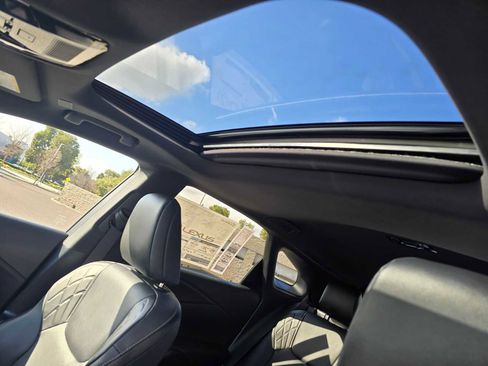 New 2026 Lexus RX 450h AWD image 25