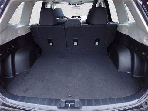 Used 2024 Subaru Forester Premium image 8