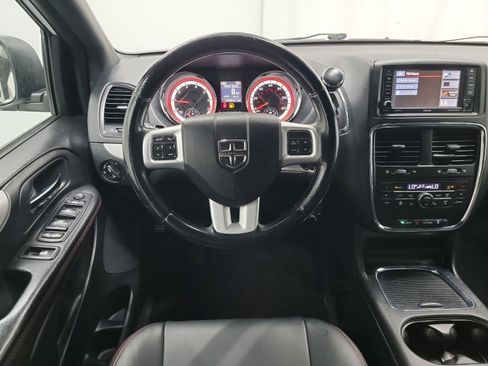 Used 2017 Dodge Grand Caravan GT FWD image 16