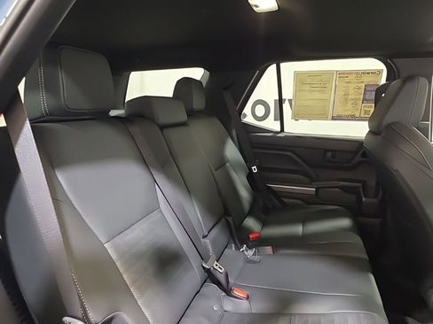 Used 2026 Toyota 4Runner TRD Off-Road Premium image 18