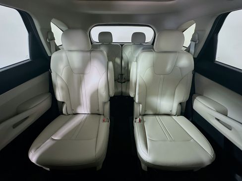 Used 2025 Kia Sorento EX w/ Panoramic Sunroof Package FWD image 30