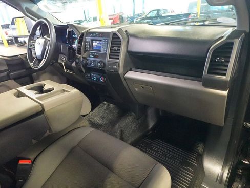 Used 2022 Ford F350 4x4 Regular Cab Super Duty image 27