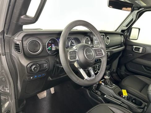 Used 2023 Jeep Wrangler Unlimited Sahara w/ Cold Weather Group image 13