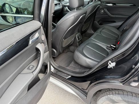 Used 2019 BMW X1 xDrive28i w/ Convenience Package AWD/4WD image 11