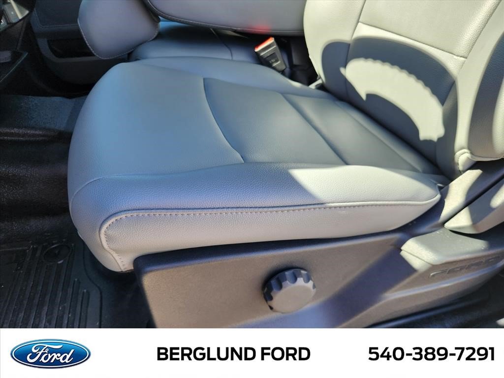 New 2027 Ford F350 XL w/ 360-Degree Camera Package AWD/4WD image 11