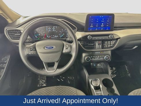 Used 2020 Ford Escape SE FWD image 25
