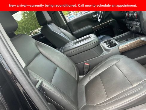 Used 2019 Chevrolet Silverado 1500 LT Trail Boss AWD/4WD image 9