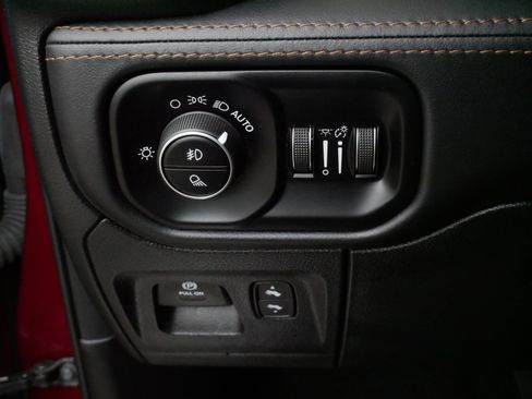 Used 2024 RAM 1500 Limited AWD/4WD image 26