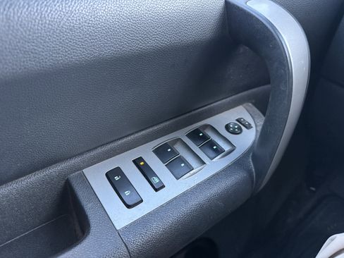 Used 2008 Chevrolet Silverado 1500 LT w/ Power Pack Plus image 13