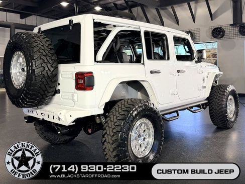 Used 2025 Jeep Wrangler Unlimited Rubicon 4xe w/ Safety Group AWD/4WD image 7