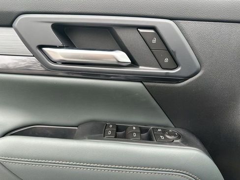 New 2026 GMC Terrain AT4 w/ Technology Package II image 24