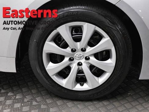 Used 2023 Toyota Corolla LE FWD image 31