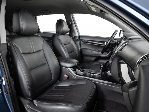 Used 2014 Kia Sorento EX image 28