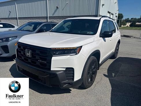 Used 2026 Honda Pilot Black Edition image 1