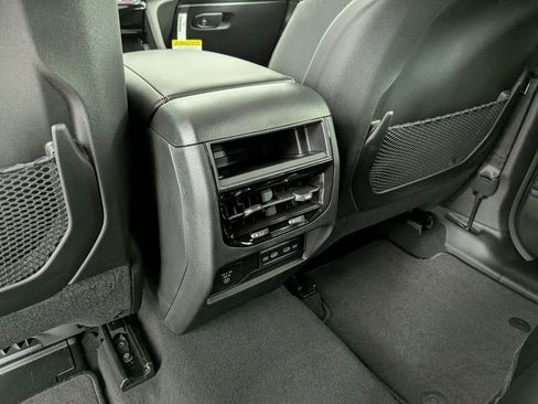New 2026 Jeep Grand Cherokee Altitude AWD/4WD image 36