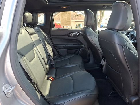 Used 2023 Jeep Compass High Altitude image 15