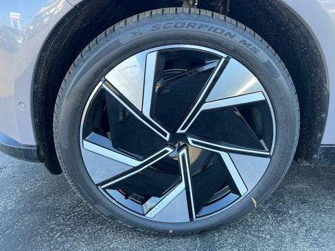 New 2026 Volvo EX90 Ultra AWD/4WD image 9