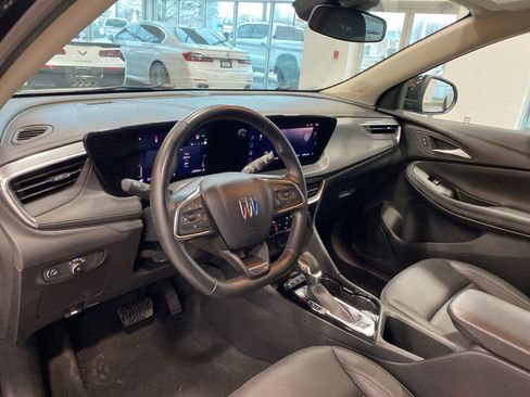 Used 2024 Buick Encore GX Sport Touring image 10