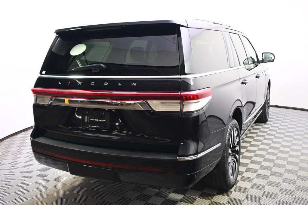 Certified 2022 Lincoln Navigator L Black Label AWD/4WD image 6