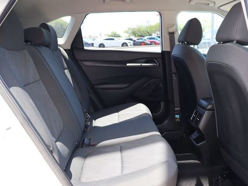 Used 2024 Kia Seltos LX AWD/4WD image 27