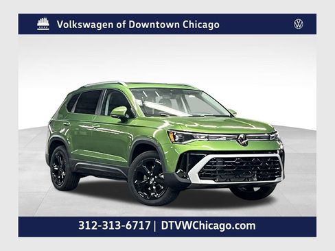 New 2025 Volkswagen Taos SEL image 1