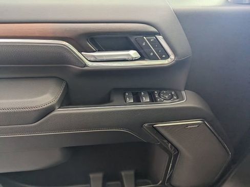 New 2026 GMC Sierra 2500 Denali w/ Denali Reserve Package image 15